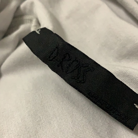 D-ROSS Asymmetric Cowl Neck Balloon Hem Top - Picture 10 of 10